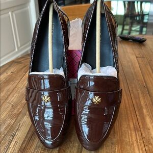 Tory Burch Ballet Loafer in Caffe Spongy